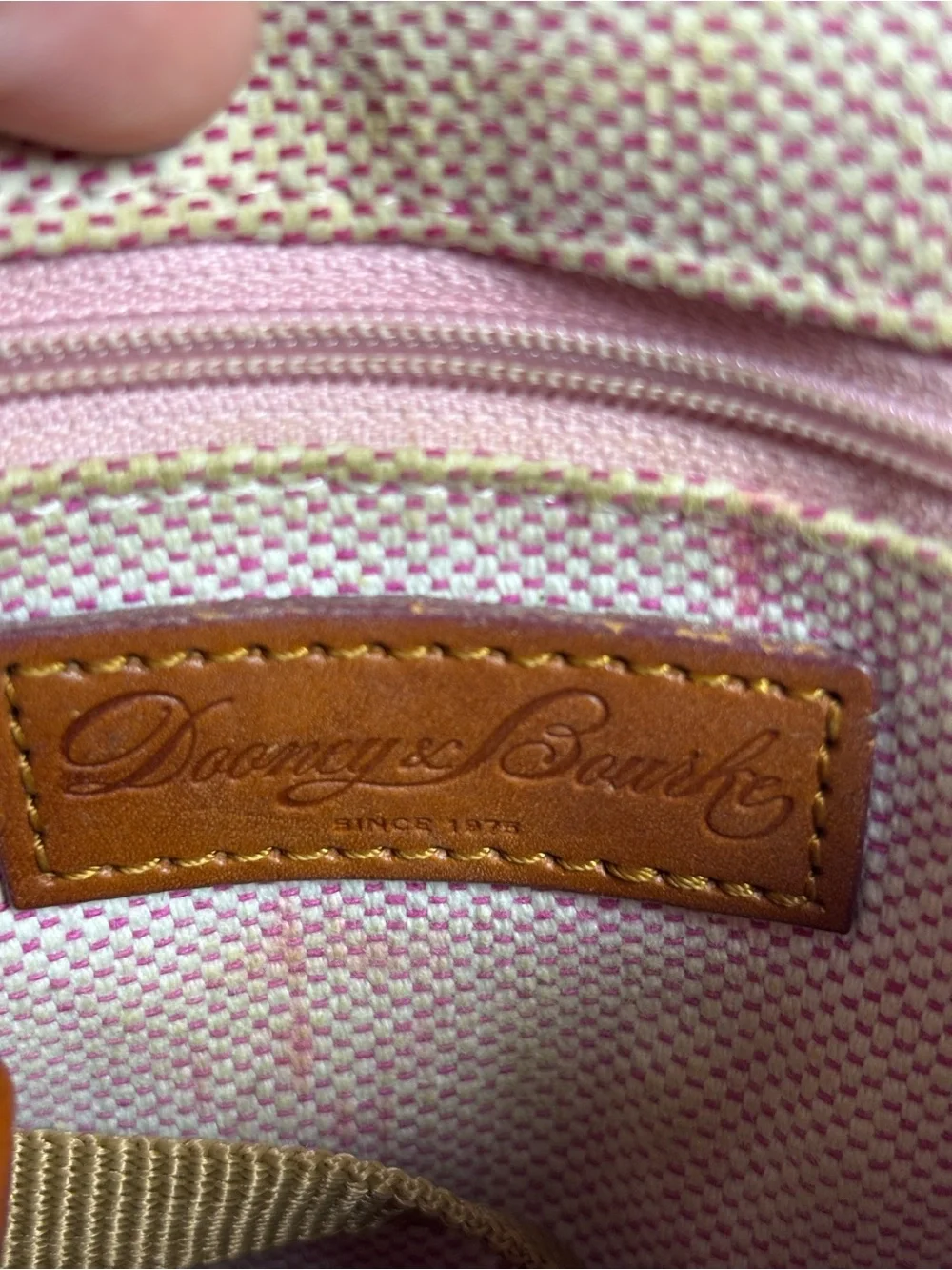Vintage 90s Y2K Dooney & Bourke All Weather Leather AWL Cavalry Crossbody
